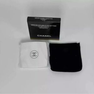 CHANEL Compact Mirror (White)